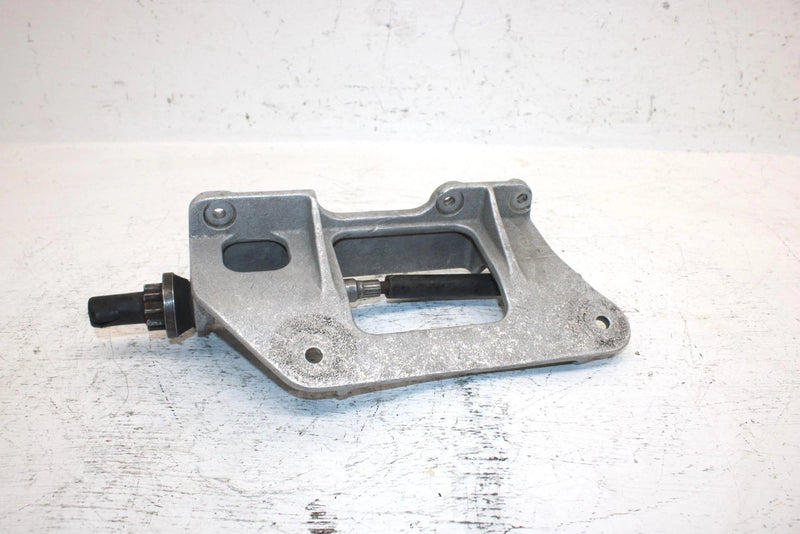 2002 Arctic Cat Z 570 Oem Engine Mount Plate W/Starter Shaft 0708-131 SA20