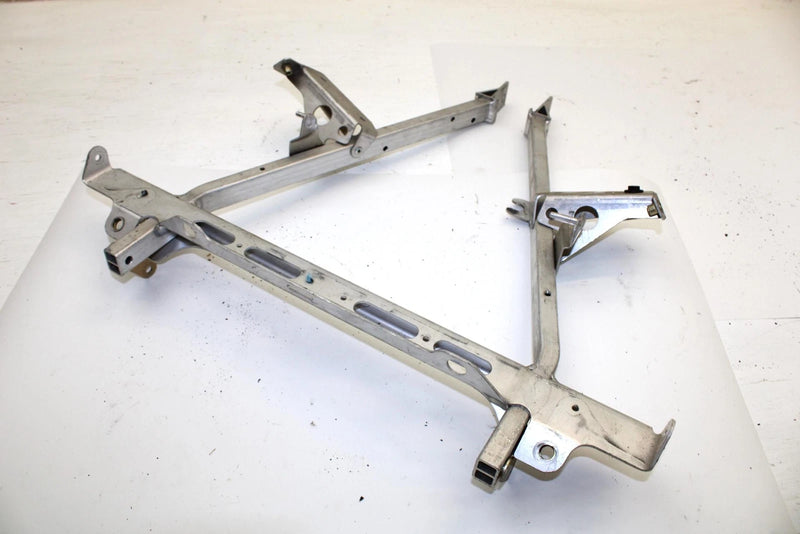2005 Ski-doo Summit 800 Oem Upper Cross Member 518324739 SS114