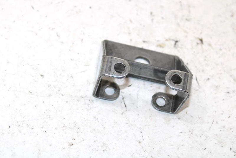 1987 Yamaha Phazer Oem Engine Bracket 3 8V0-21429-01-00 SY64