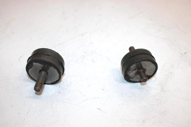 90 Polaris Classic 500 Oem Rear Engine Mount Dampner Pair 3110022 Q2972