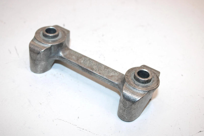 18 Suzuki King Quad 500 Oem Lower Handlebar Mount 56211-31G10 AS9