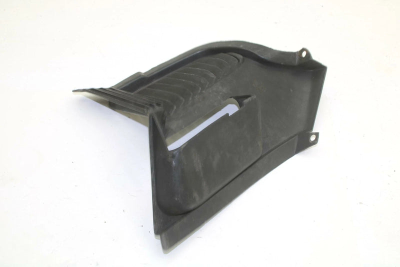 Yamaha OEM Right Louver 8K4-77132-00-00 SY49