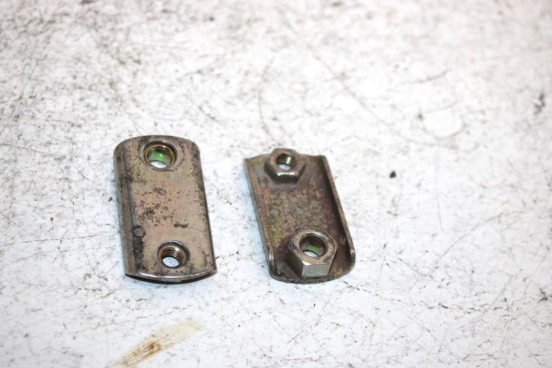 02 Ski-doo Grand Touring 500 Oem Hinge Slide Plate Pair 517302176 SS24