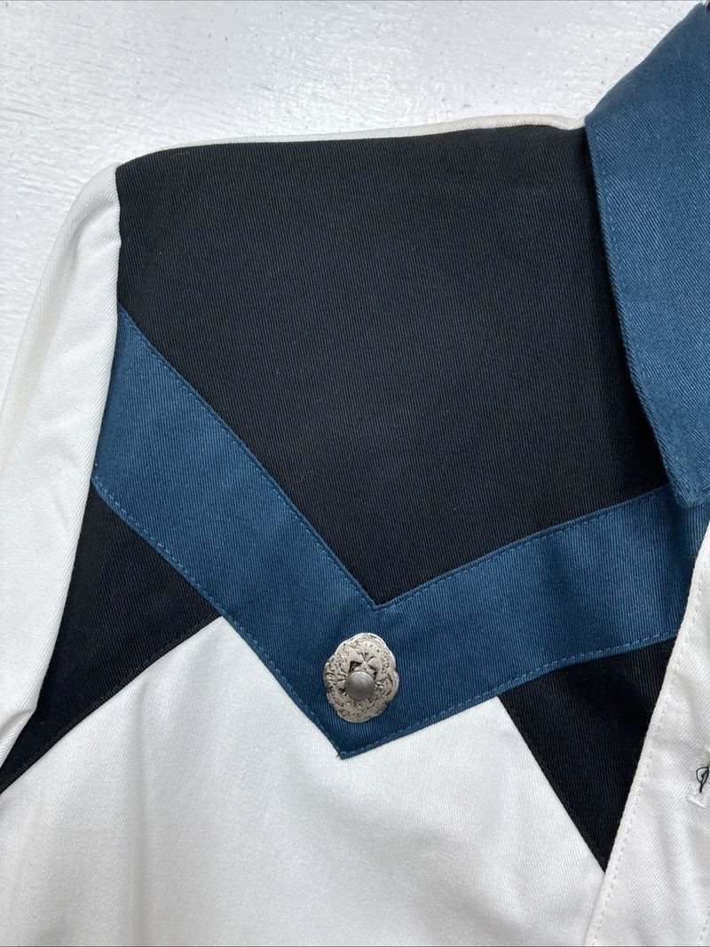 New Women’s Roughrider Blue Black White Long Sleeve Button Up Small YY-72