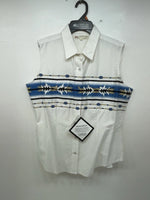 New Women’s White Aztec Cumberland Outfitters Cut Off Button Up Shirt M 3B-51
