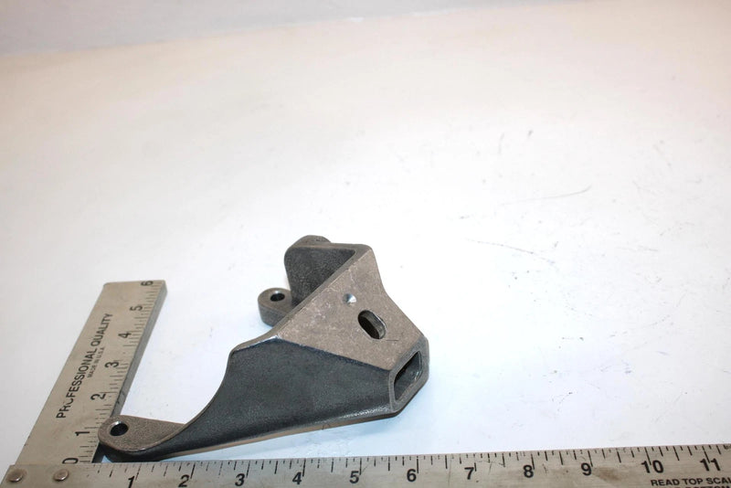 Arctic Cat Zr500  Oem Left Front Engine Mounting Bracket 0708-103 B662
