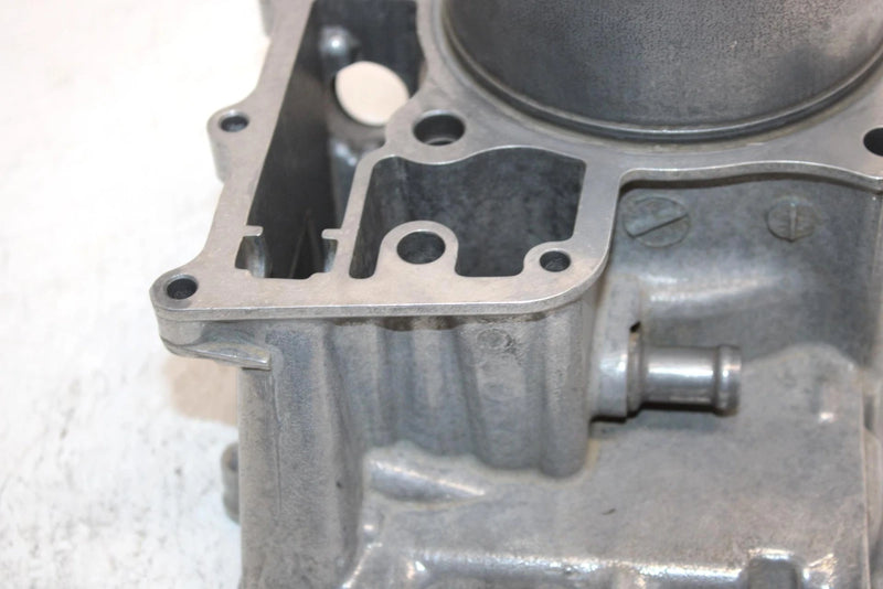 2004 Honda Fourtrax Rincon Oem 100mm Bore Cylinder 12100-HN8-000 AH2 