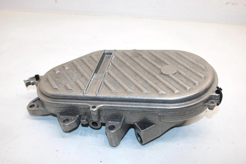 01 MXZ 700 Oem Chaincase/ Cover 504152027 504151776 SSS