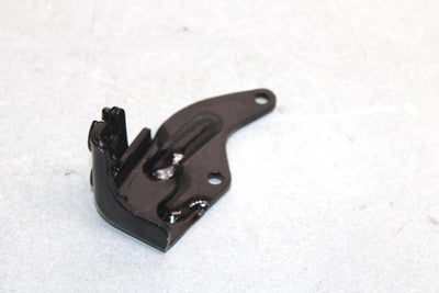 83 Yamaha  Ytm M225 Dxk Oem Rear Brake Cable Holder Black 52H-26381-00-00 Q3612