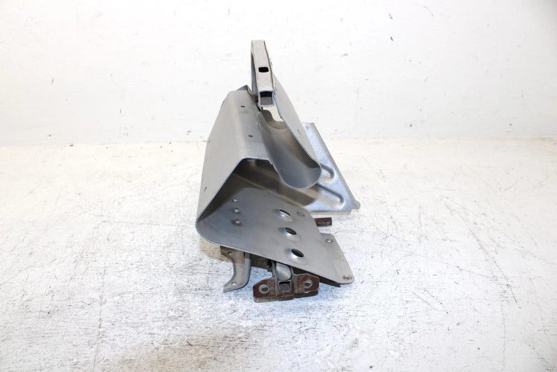 1995 Yamaha Vmax 500 Oem Right Footwell 8AB-21926-00-00 SY34