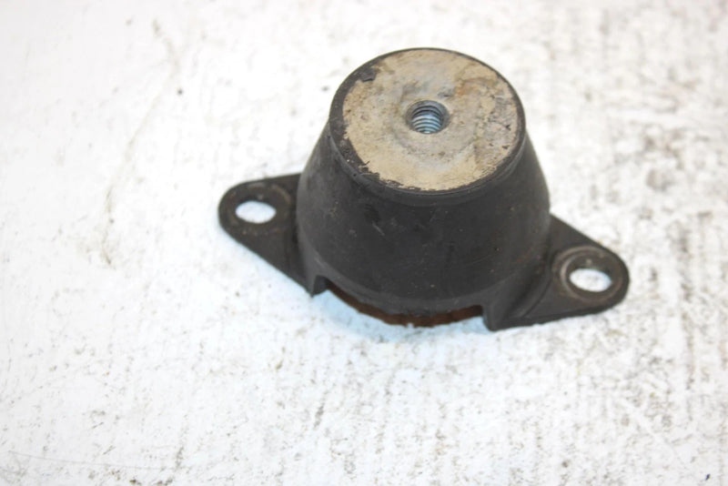 1997 Arctic Cat Monte Carlo 770 Oem Engine Mount Dampner Pair 0608-157 JA9