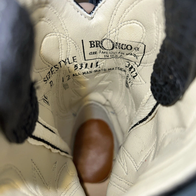 New Children’s Black Bronco Cowboy Boots. 11 D. 24-68