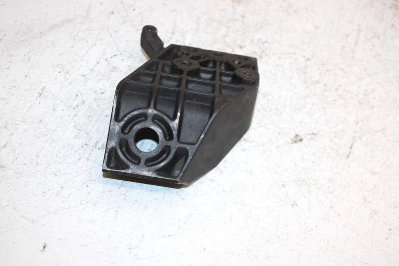 1998 Yamaha Waverunner Gp800 Oem Rear Upper Engine Mount 66E-21425-01-8P JY9