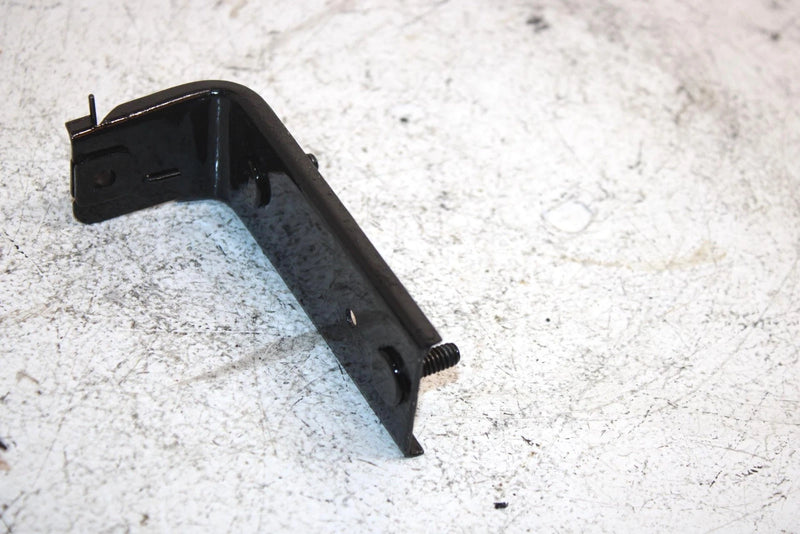 99 Polaris Indy 500 Oem Headlight Bracket Set 1011985-067 1011984-067 SP51