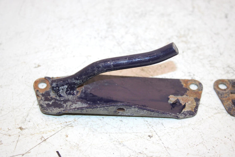 98 Ski-doo Formula Z 670 Oem RH,LH Tank Bracket (Set)  517267000 SS10