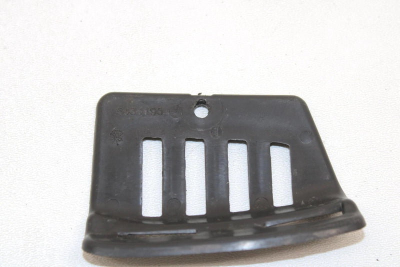 02 Polaris Xc Sp 500 Oem Left Side Hood Closure 5434195-070 Q918