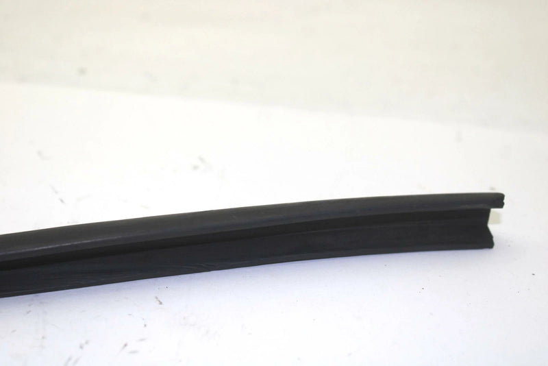 78 Yamaha Enticer 340 OEM Hood Bumper 8G8-77515-00-00 SY55