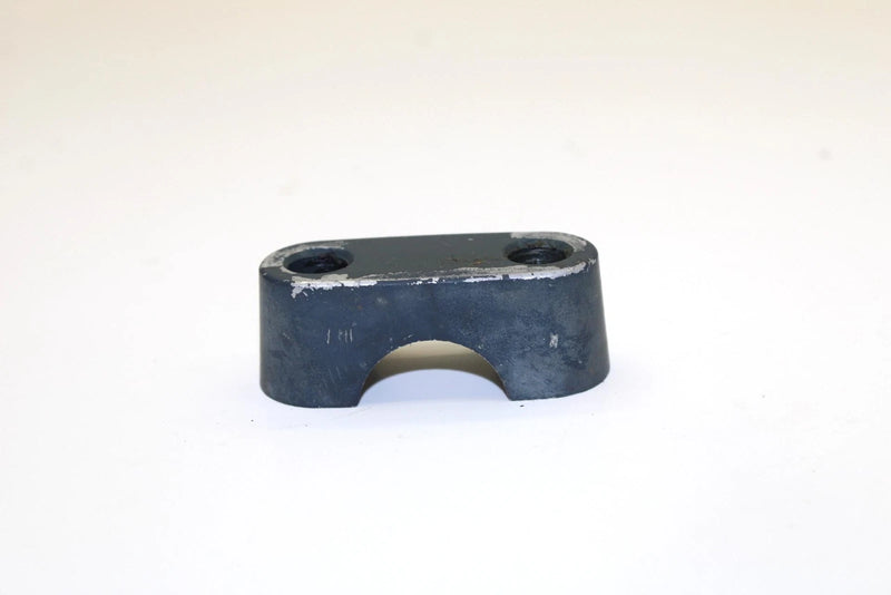 Yamaha Oem Lower Handle Bar Clamp EU0-23814-01-00 Q4184