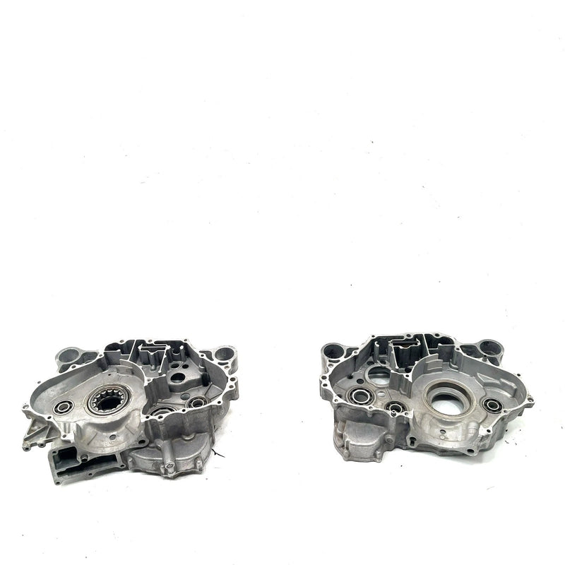 09-13 Honda Big Red 700 MUV700 OEM Crankcase 11200-HN8-020 XH0.1