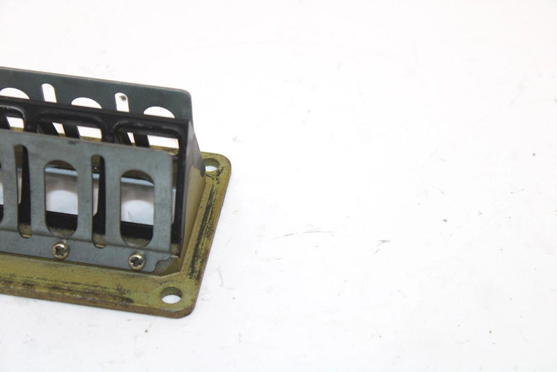 2002 Yamaha Sx Viper Oem Reed Valve Cage 8DF-13610-01-00 SY60