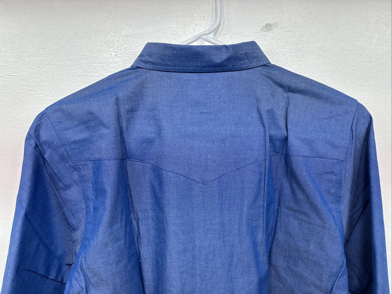 New Women’s ELY Classic Blue Long Sleeve Button Up Size Large YY-26
