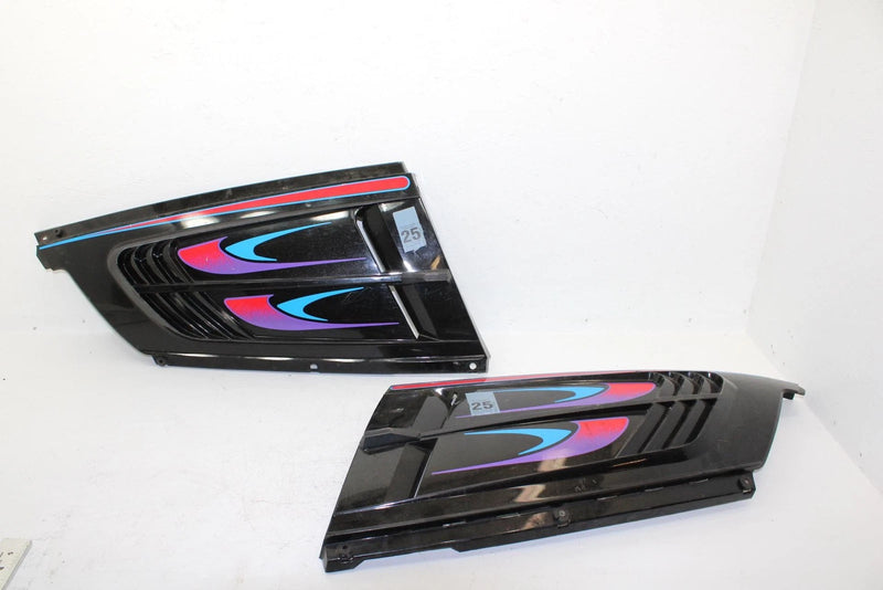 1997 Polaris 500 Indy Oem Side Panel Set  5811076 SP15