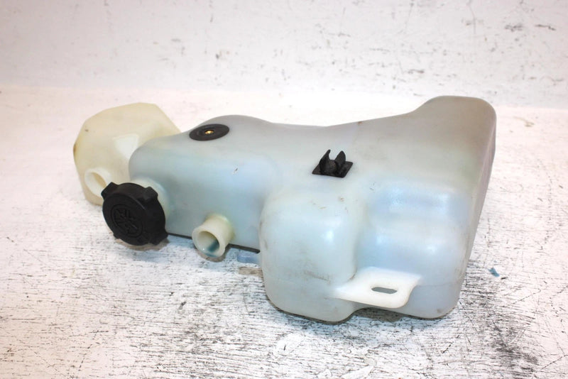 1995 Yamaha Vmax 600 Oem Oil/Coolant Tank 8AB-21751-01-00 SY11