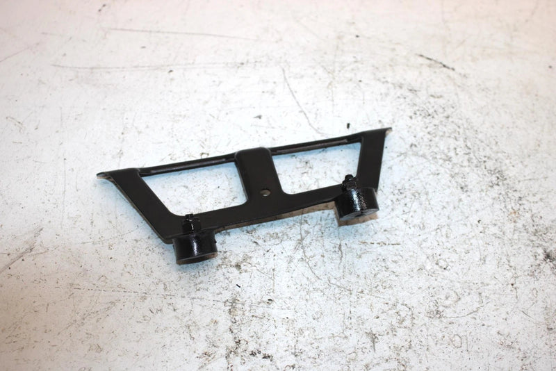 2002 Polaris Magnum 325 Oem Top Oil Cooler Bracket 5245416-067 AP151