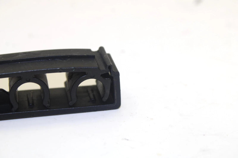 2001 Yamaha Waverunner Xlt1200 Oem Clip Holder 65U-81317-10-00 JY7
