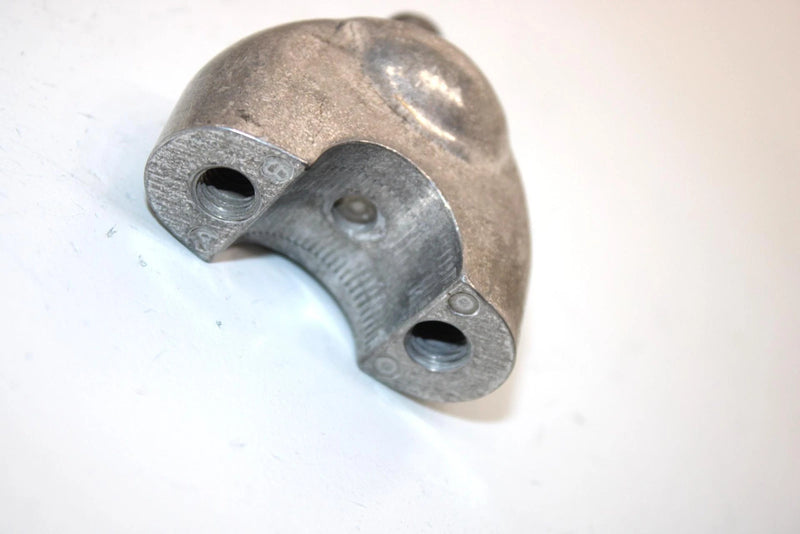 86 Honda Fourtrax350 Trx3504x4 Oem Lower Handlebar Mount Pair 53130-HA0-680 AH31