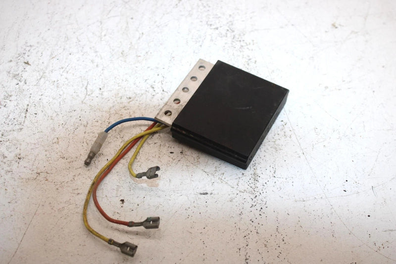 1993 Polaris 350l 6x6 Oem Voltage Regulator 4060102 AP153