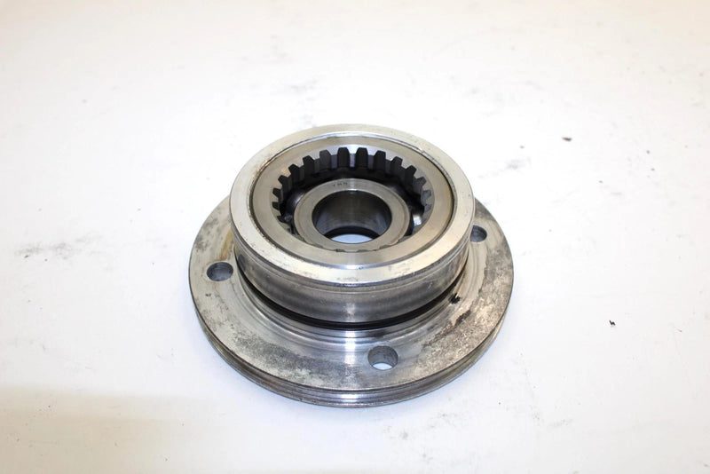 1988 Yamaha  Moto 4 Oem Middle Gear Bearing Housing 2HT-W1752-00-00 AY31