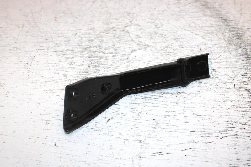 1997 Yamaha Venture Tr Oem Right Hood Hinge 88T-7714A-00-00 SY15