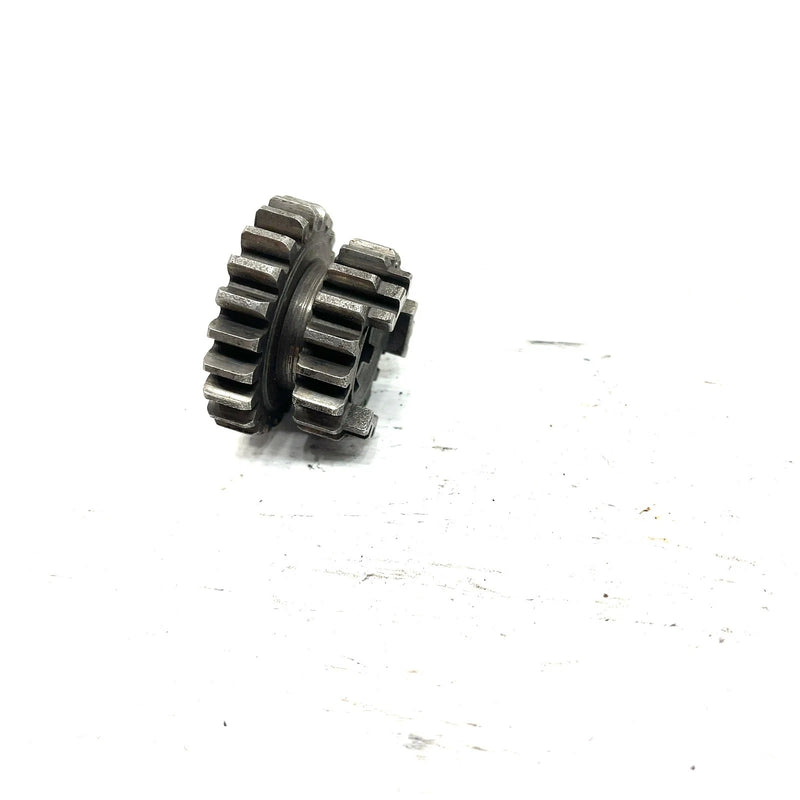 1982 Yamaha Tri Moto 125 OEM 3rd Pinion Gear 4J3-17131-00-00 AY62