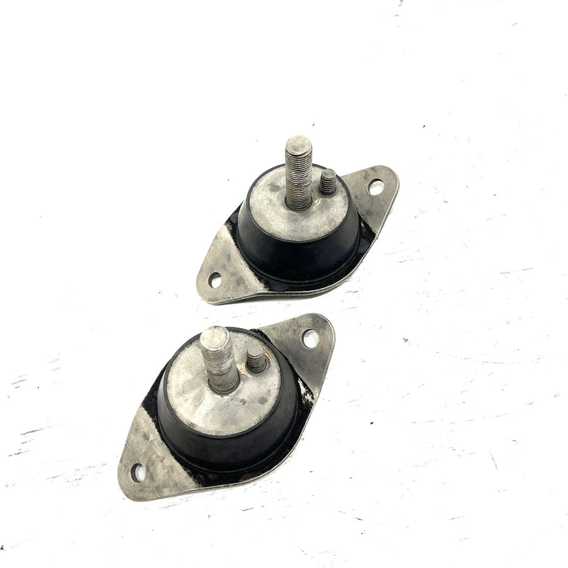 2000 Polaris Virage OEM Engine Mount Dampner Pair 3021103 JP50