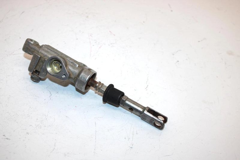 96 Yamaha  Warrior 350 Oem Rear Brake Master Cylinder 3GD-2583V-00-00 AY6