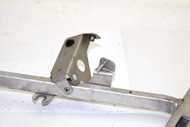 2005 Ski-doo Gsx 550f Oem Upper Cross Member 518324739 SS115
