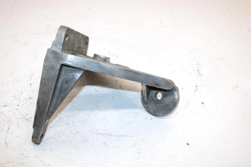97 Arctic Cat Cougar Oem Front Left Engine Bracket 0745-057 SAS