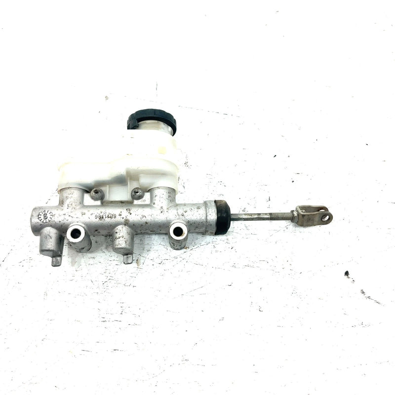 2009 Polaris Ranger HD 700 4x4 EFI OEM Brake Master Cylinder 1912463 XP12.1