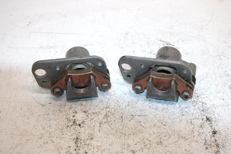 2002 Polaris Magnum 325 Oem Front Brake Caliper Set 1910548 1910547 AP151