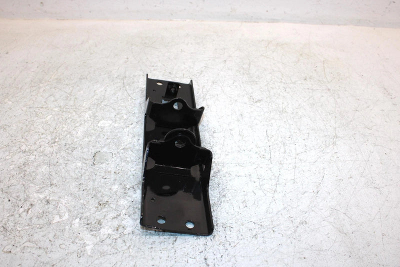 2006 Kawasaki Prarie 360 Oem Cylinder Head Bracket 32190-7507 AK29