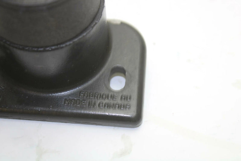 98 Sea-Doo GTX RFI OEM Front Motor Mount 270000724 JS0 