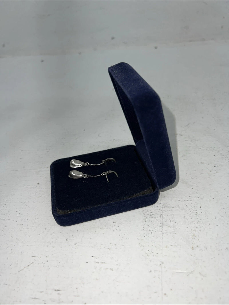 New Women’s Montana Silversmiths Silver Dangle Earrings. ER60653 A-54