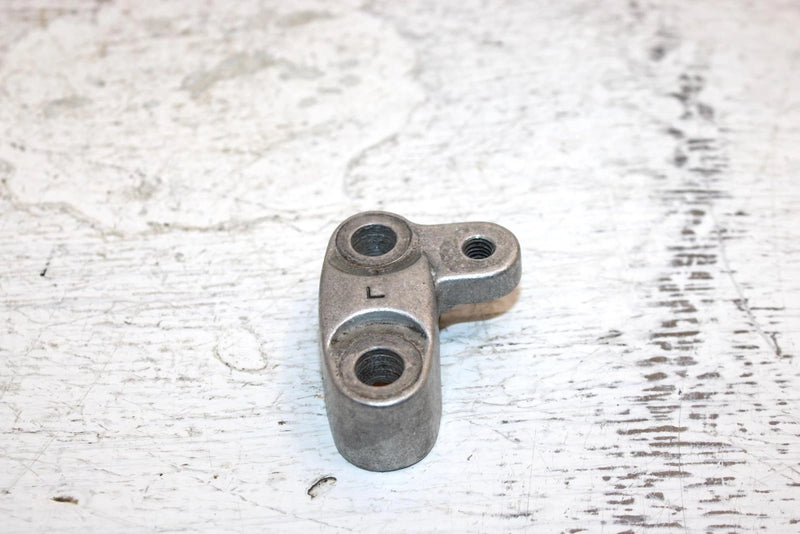 1983 Honda Atc 185 Sa All Terrain Oem Upper Handlebar Clamp 53121-958-000 AH61