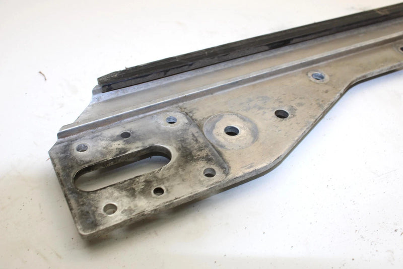 2002 Yamaha Sx Viper Oem Left Skid Frame Suspension Rail 8EA-47411-00-00 SY99