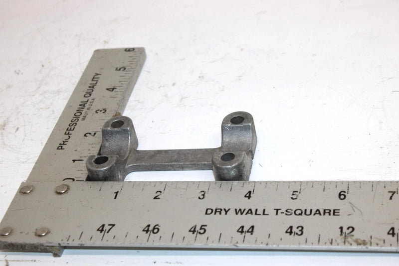 2003 Bombardier Traxter 500 Oem Handlebar Clamp 709400028 AB15.1