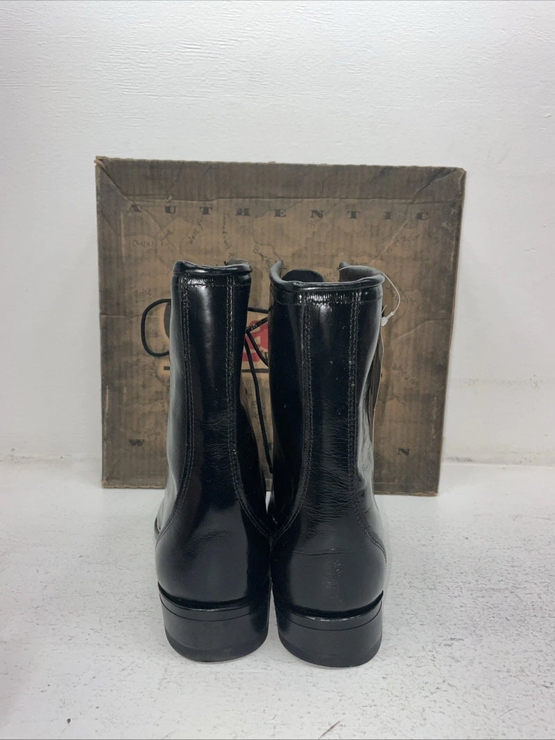 New Men’s Black Lace Up Laredo Cowboy Boots. 1220 9 E E. 4-30