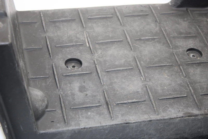 15 Yamaha Viking Vi Yxc700d 4x4 Oem Front Center Foot Rest 1XD-F7413-00-00 XY1.2