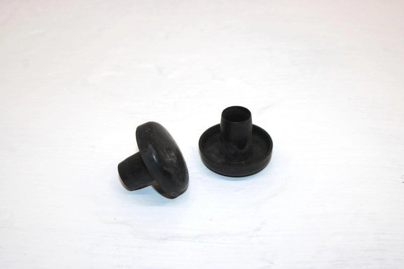 2000 Ski-doo Mxz 600 Oem Spindle Cap Pair 572091300 SS15
