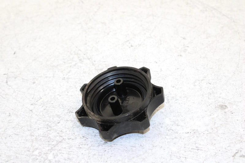 1999 Yamaha Vmax 600 Sx Oem Fuel Gas Cap 8CW-24610-01-00 SY5
